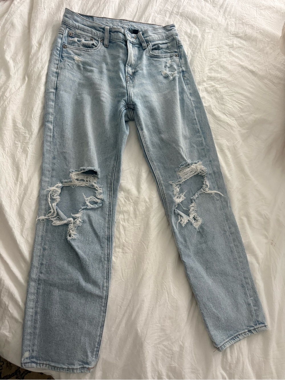 American Eagle jeans like new, size 00